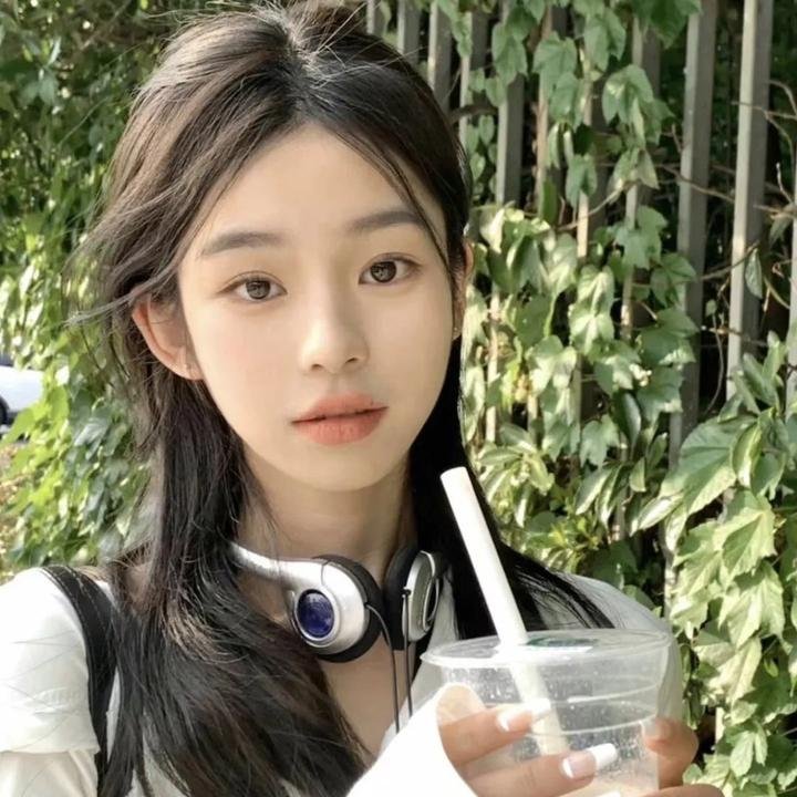 女贼金丝猫 在线观看